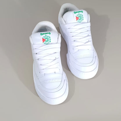 Reebok Club C Bulk de BEAMS: Estilo Urbano y Colaboración Exclusiva