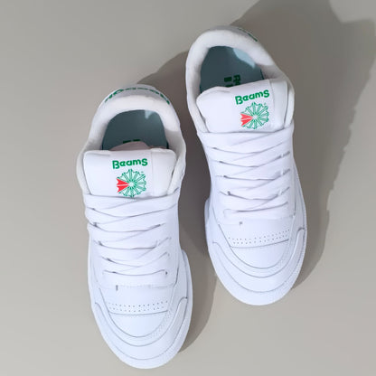 Reebok Club C Bulk de BEAMS: Estilo Urbano y Colaboración Exclusiva