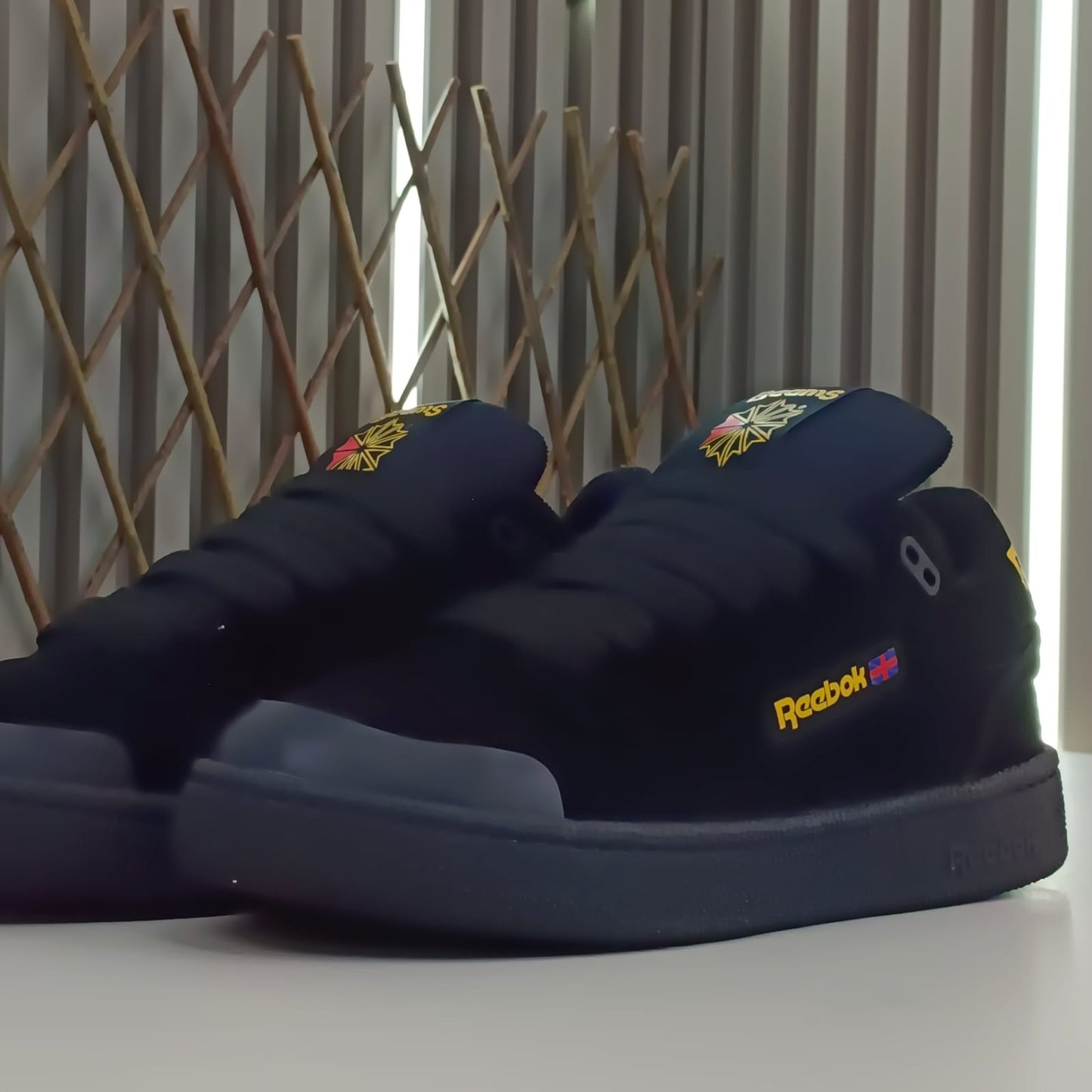reebok club c bulk de beams: estilo urbano y colaboración exclusiva